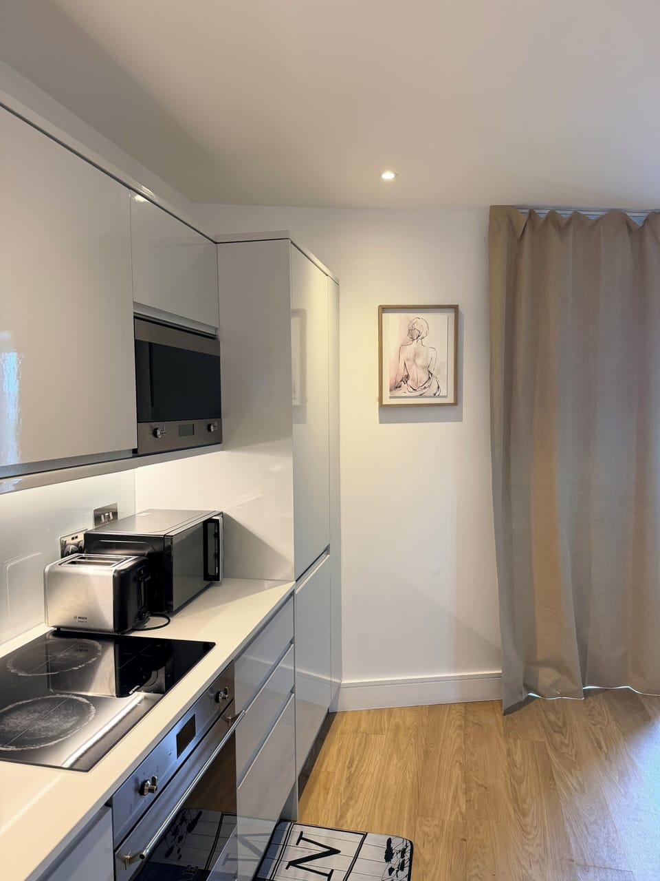 Apartment, 2 Bedrooms, Accessible, Smoking | Interior