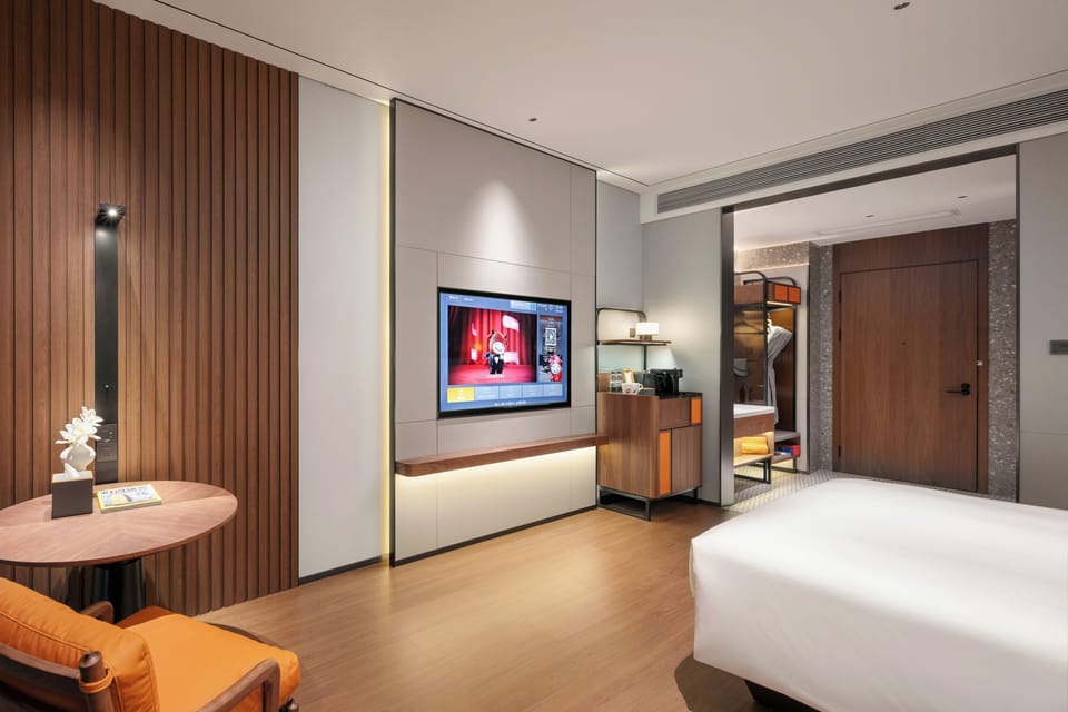 Basic Single Room | In-room safe, blackout drapes, bed sheets