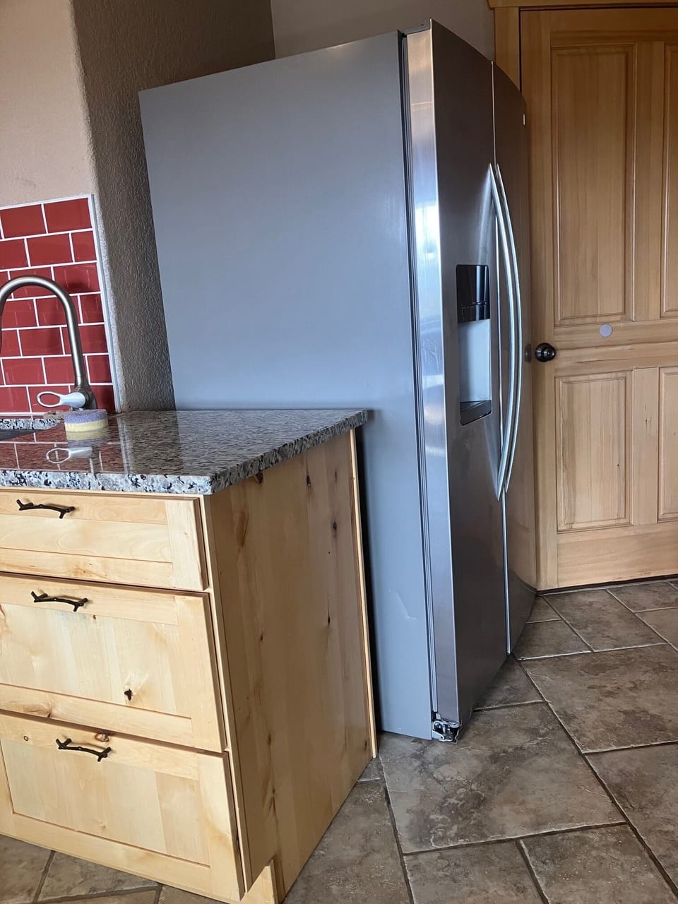Refrigerator & Freezer