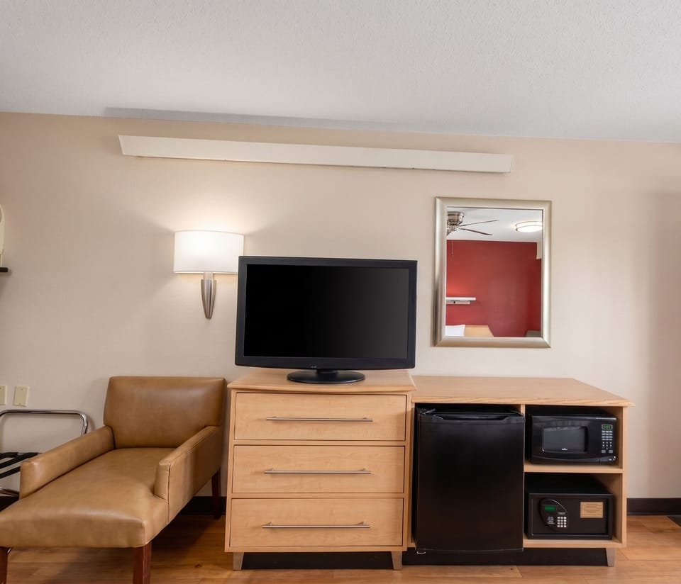 Standard Single Room | Egyptian cotton sheets, premium bedding, desk, free WiFi