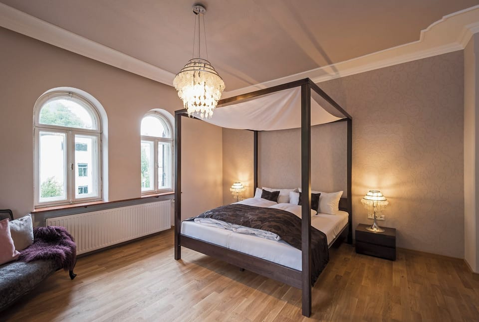 Superior Chalet | Hypo-allergenic bedding, memory foam beds, minibar, in-room safe