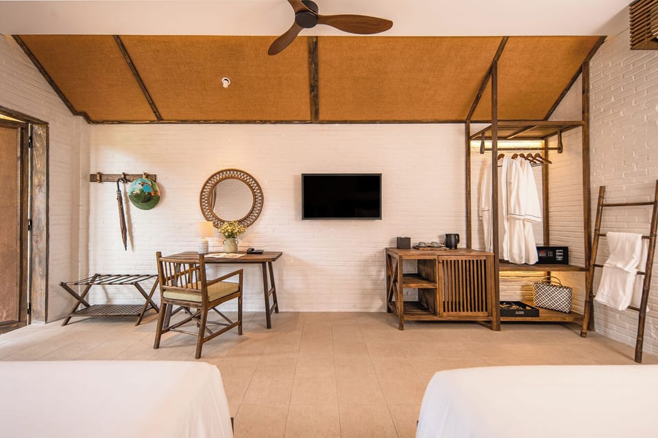 Deluxe Twin Room, Garden View | Desk, iron/ironing board, free WiFi