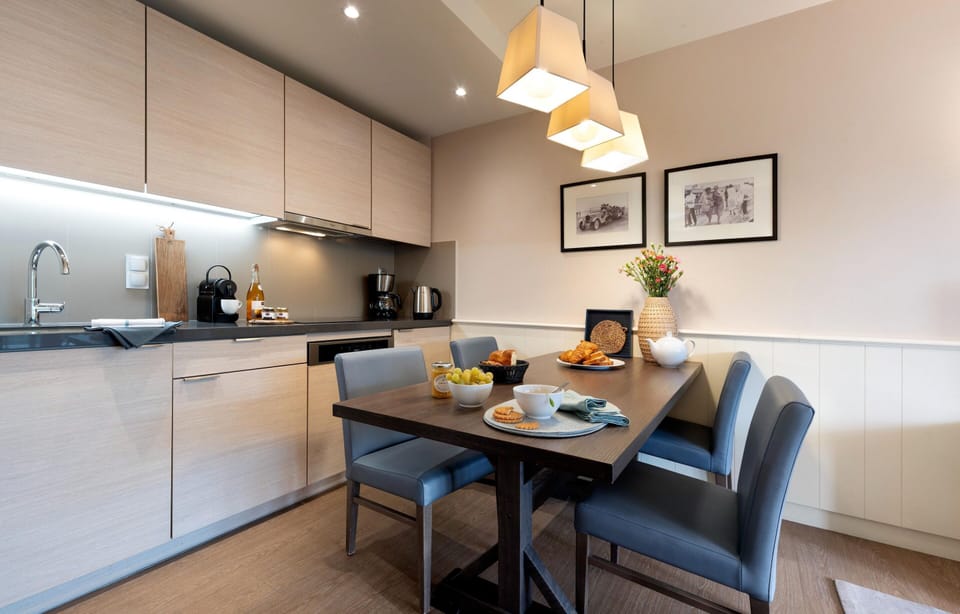 Apartment | Dining
