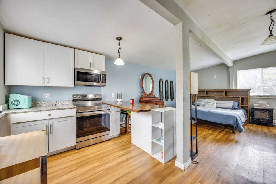 Apartment (0 Bedroom) | Interior