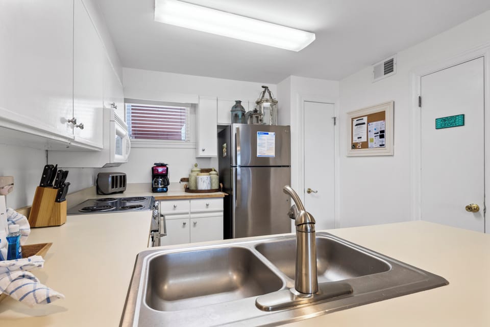 Exclusive Condo, Beach View | Private kitchen | Coffee/tea maker, fridge, microwave, oven