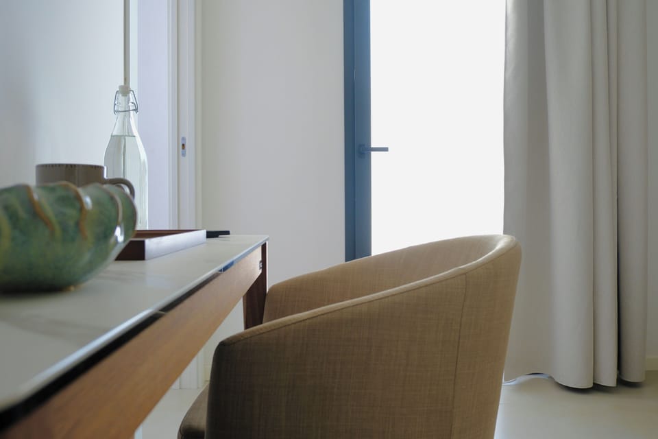 Deluxe Double Room, Garden View | Premium bedding, minibar, desk, WiFi (free)
