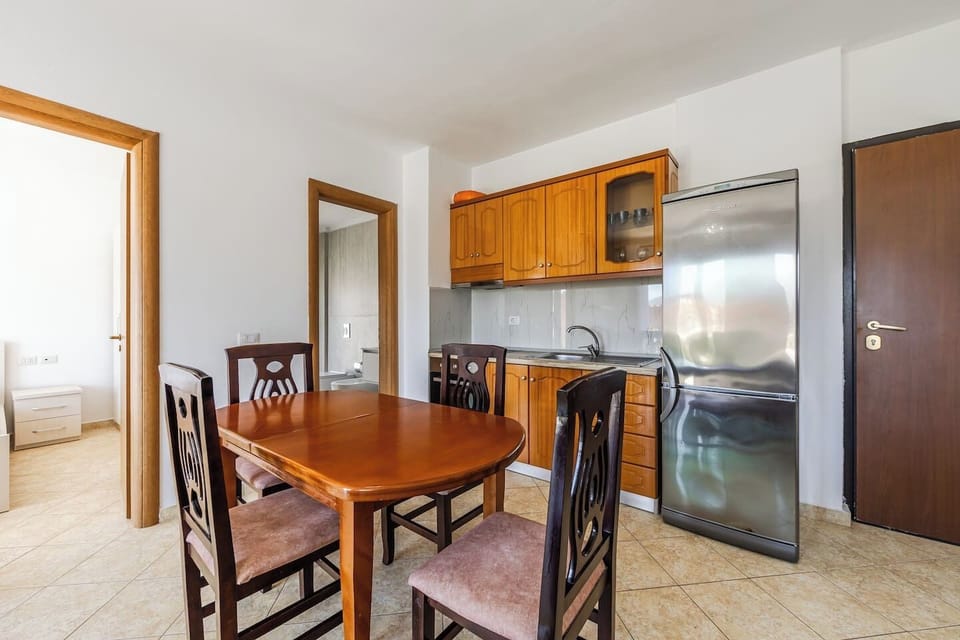 Fully-equipped kitchen