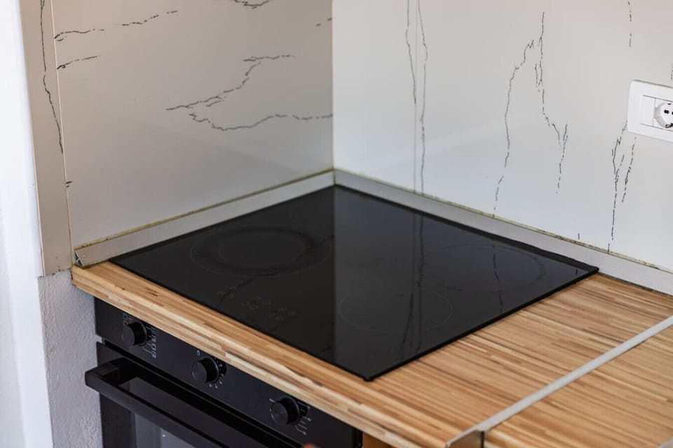 Fully-equipped kitchen details