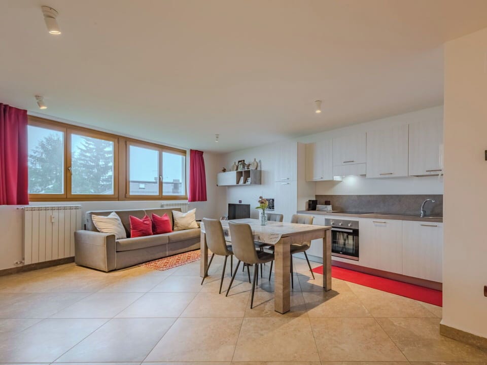 Interior Design, Flooring, Wood, Ceiling, Floor, Room, Furniture, Apartment, Wood Flooring, Hardwood