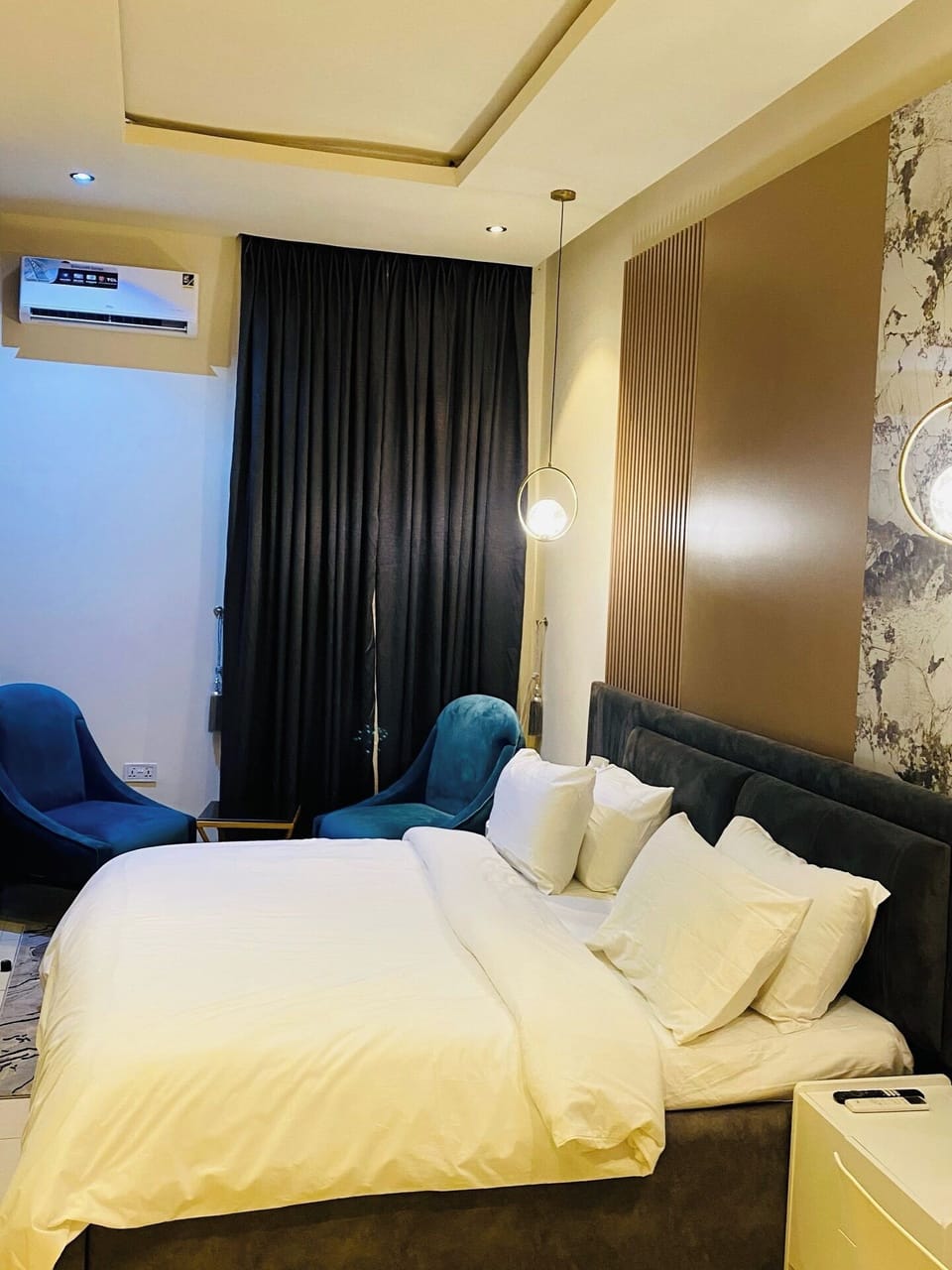 Family Room, Balcony, City View | Desk, laptop workspace, blackout drapes, soundproofing