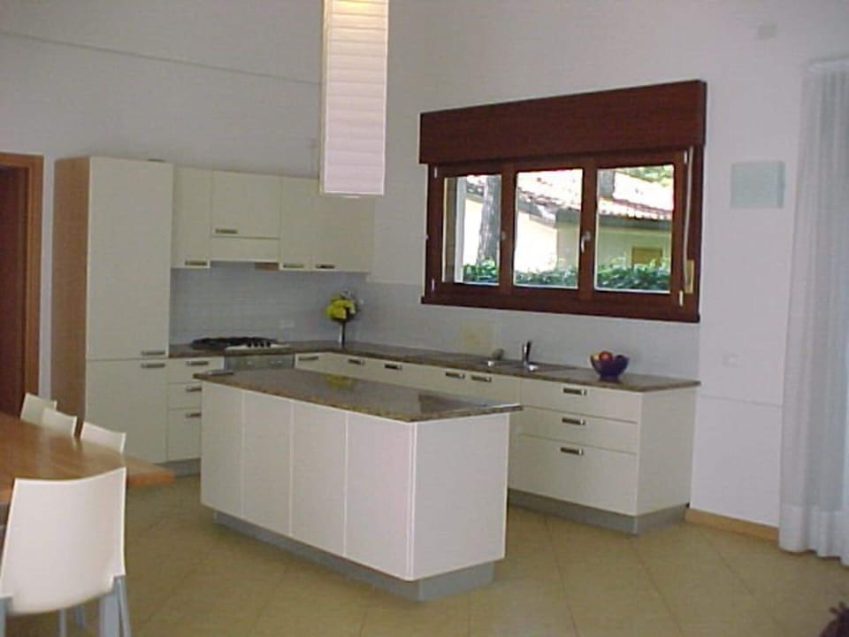Apartment, 3 Bedrooms, Patio, Garden View | Interior