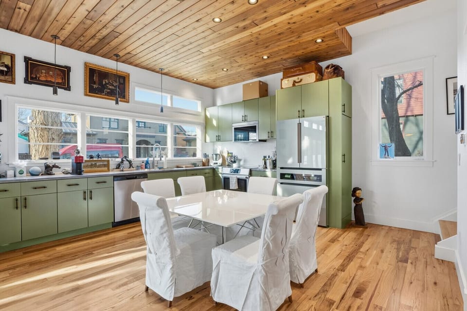 This kitchen is updated and well appointed; you`ll love cooking here