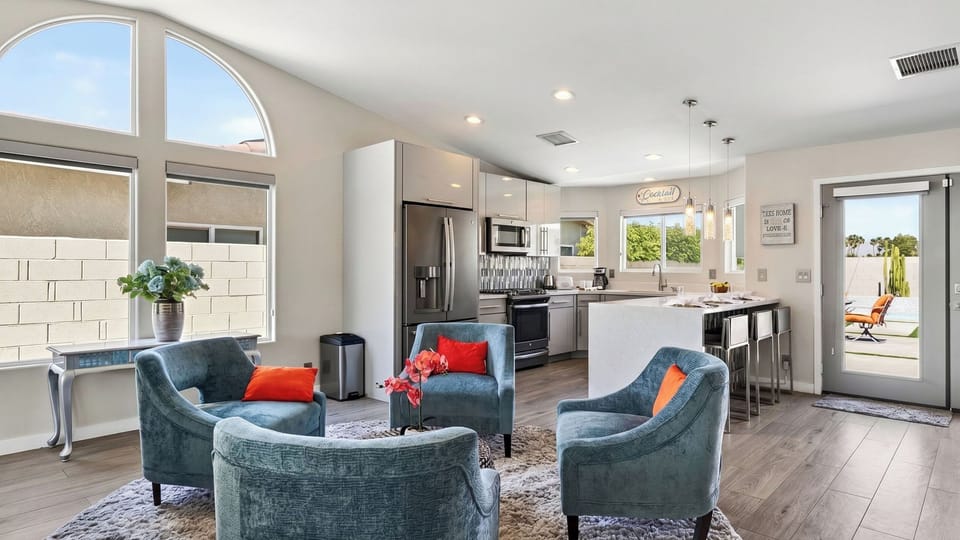 House (4 Bedrooms) | Interior