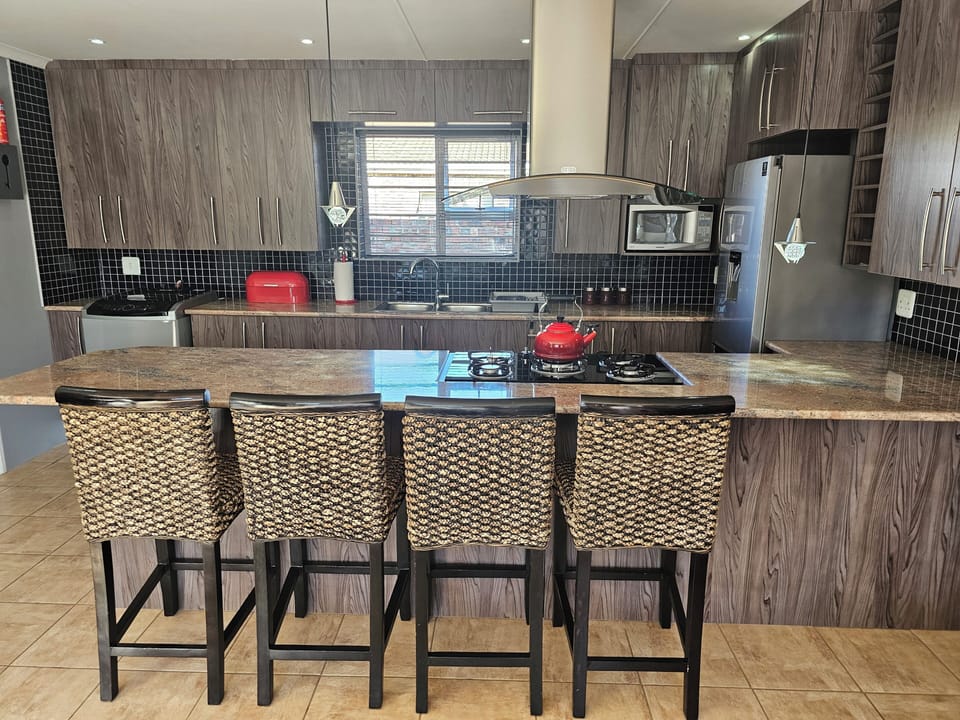 Apartment, 1 Bedroom, Accessible, Smoking | Interior