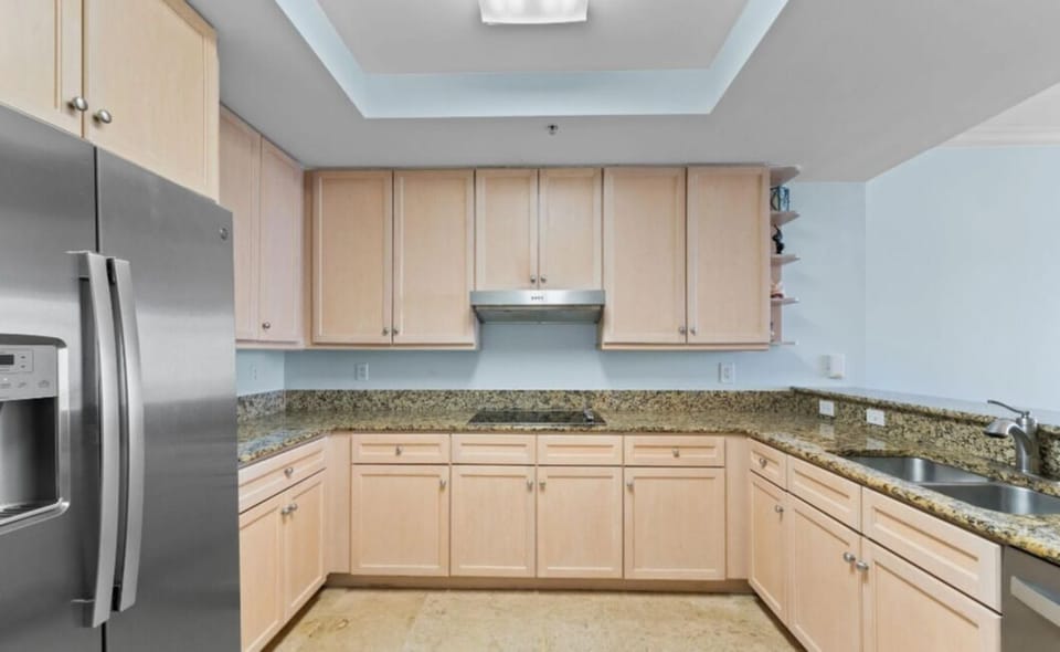 Condo, Multiple Beds (Indigo West 1703) | Private kitchen