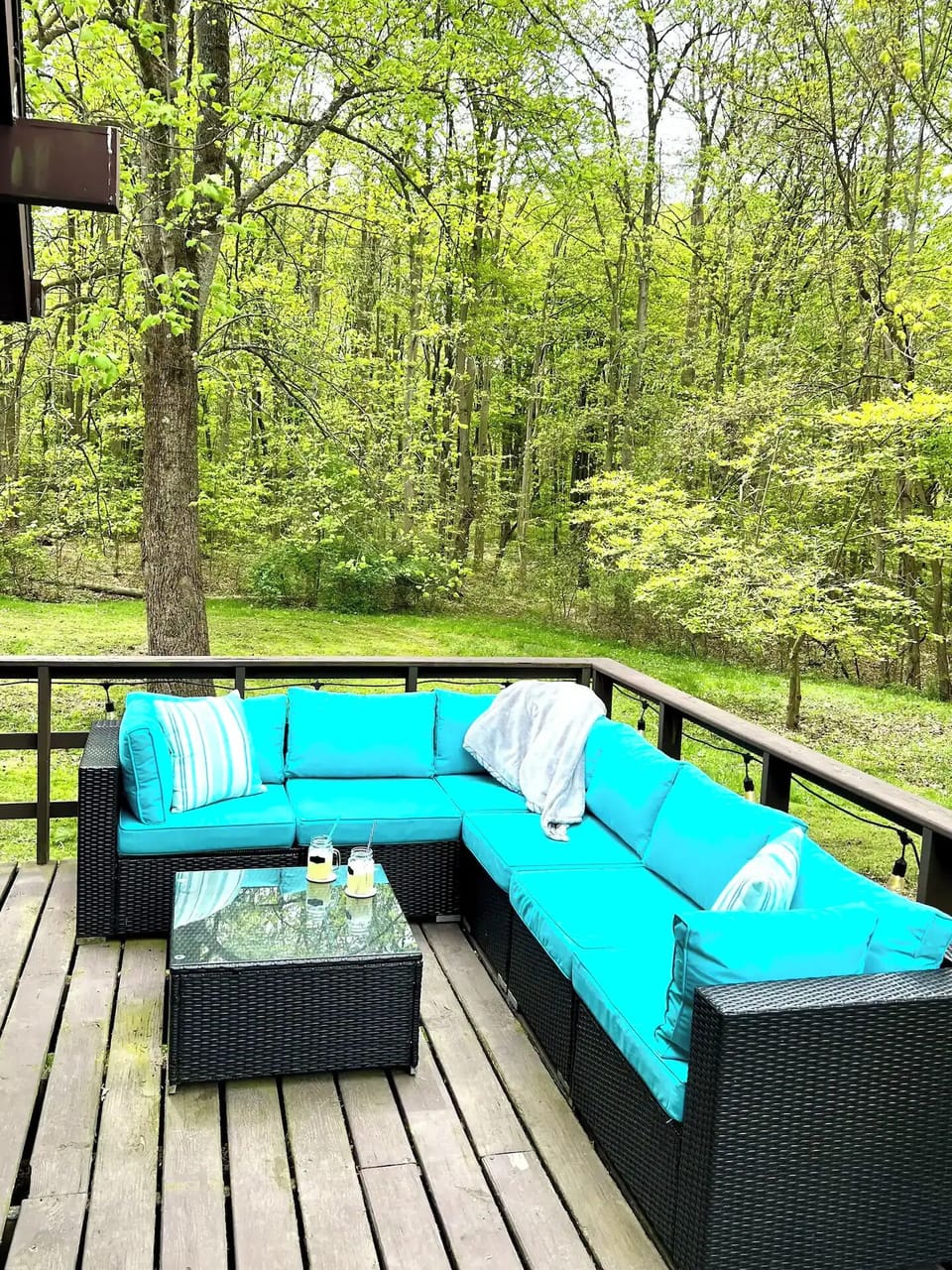 Comfy deck seating