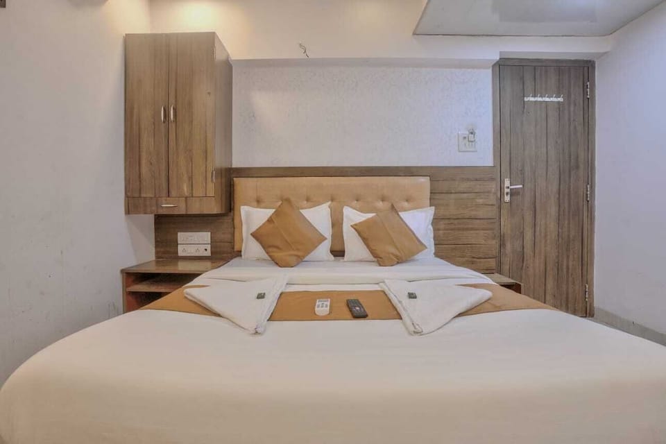 Deluxe Double Room | Free WiFi