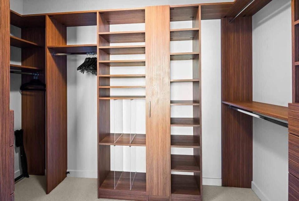 master walk-in closet