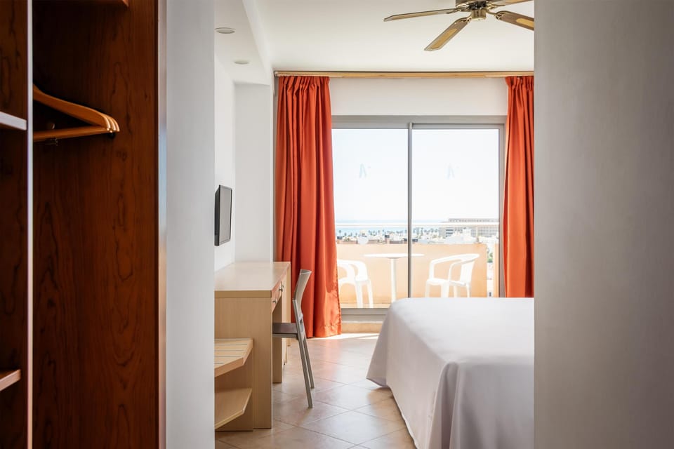 In-room safe, desk, blackout drapes, WiFi (free)