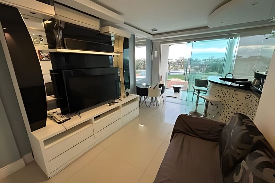 Basic Apartment | Living area