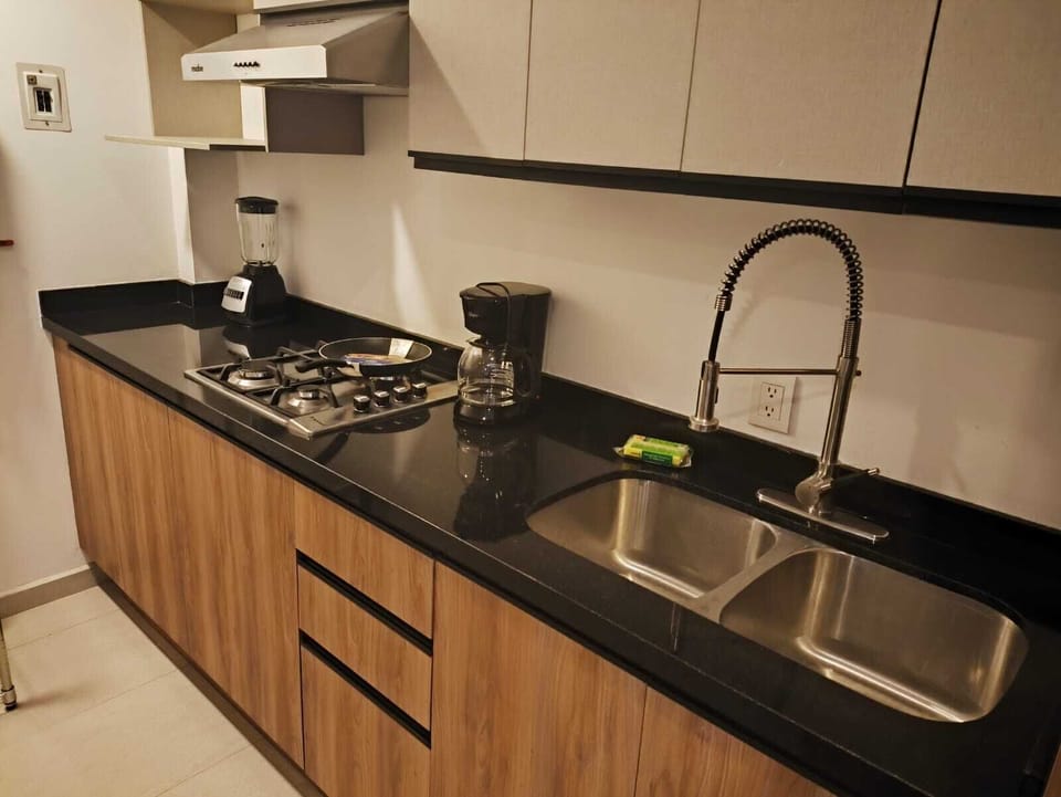 Coffee/tea maker, microwave, stovetop, toaster