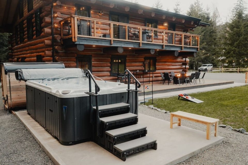 Backyard Swim Spa & Outdoor Gathering Area – Soak in the heated swim spa, relax around the fire table & enjoy spacious outdoor gathering spaces designed for memorable evenings together.