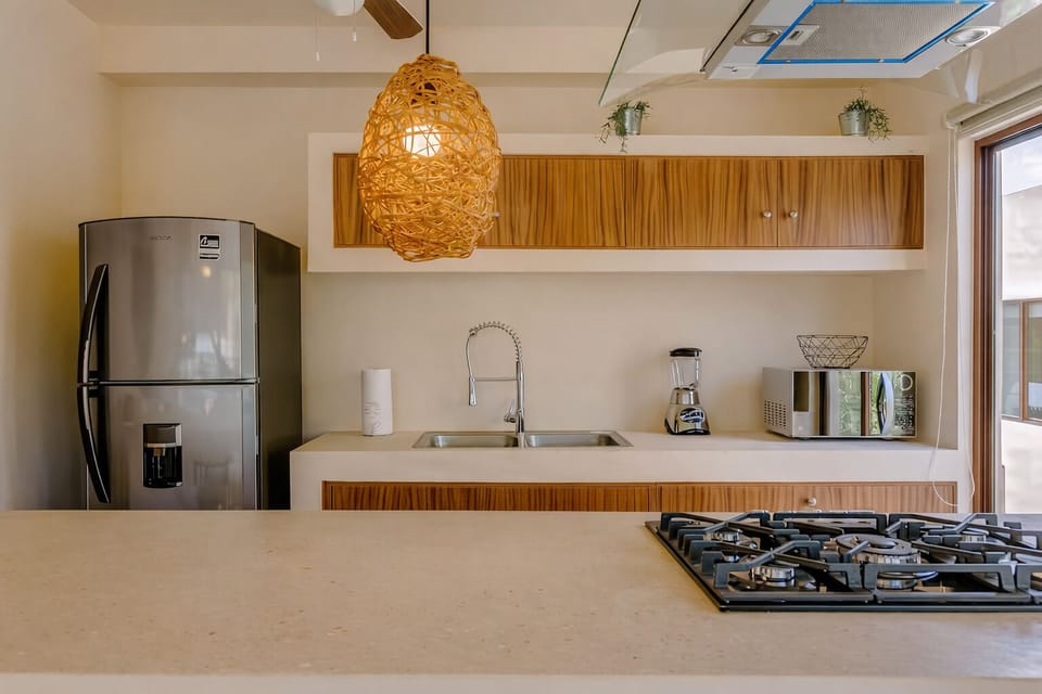 Luxury Apartment, Garden View | Private kitchen