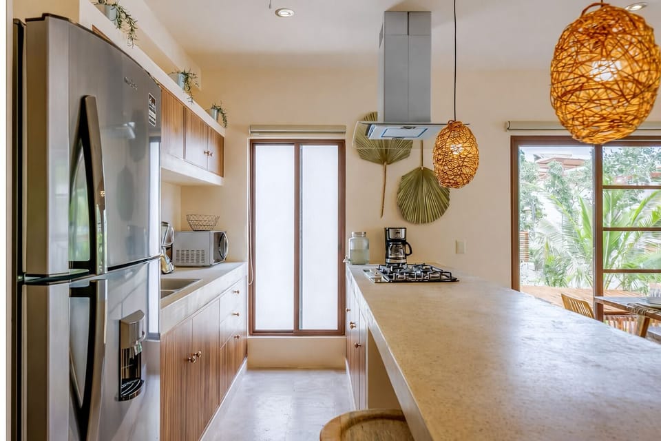 Luxury Apartment, Garden View | Private kitchen