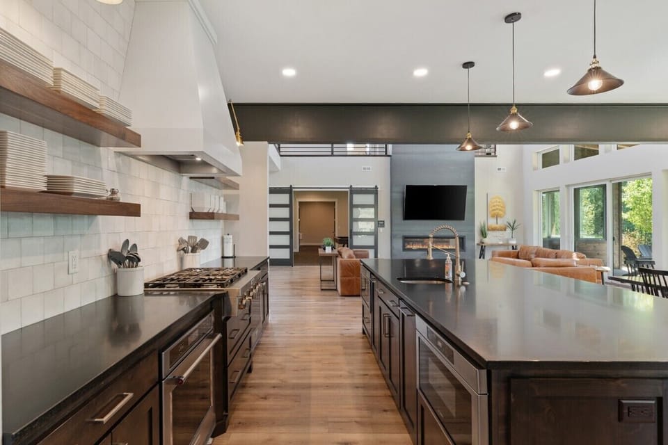 Gourmet Kitchen