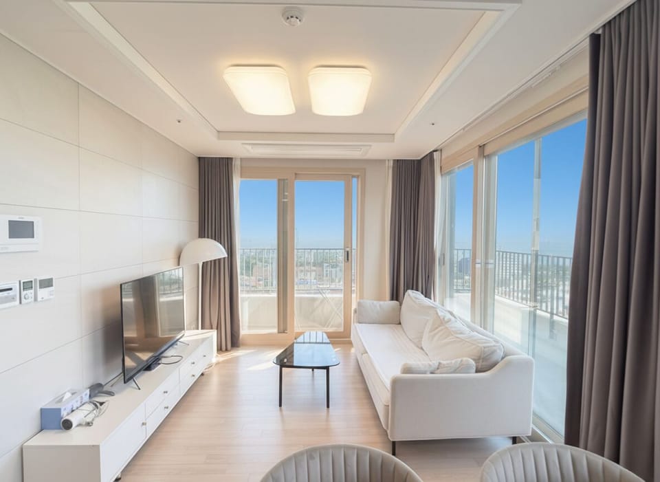 2.2 premium royal suite R1 | Living area