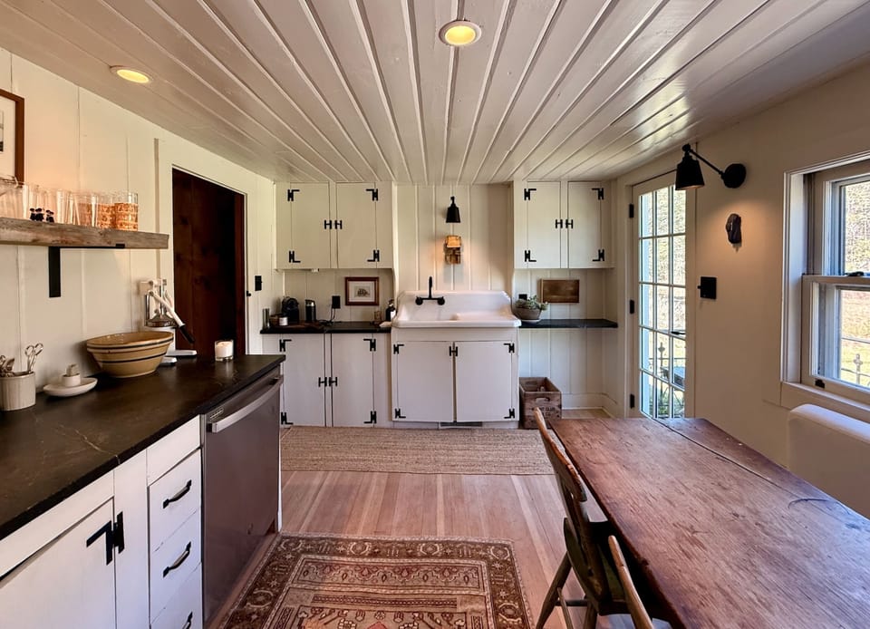 Darling cottage kitchen