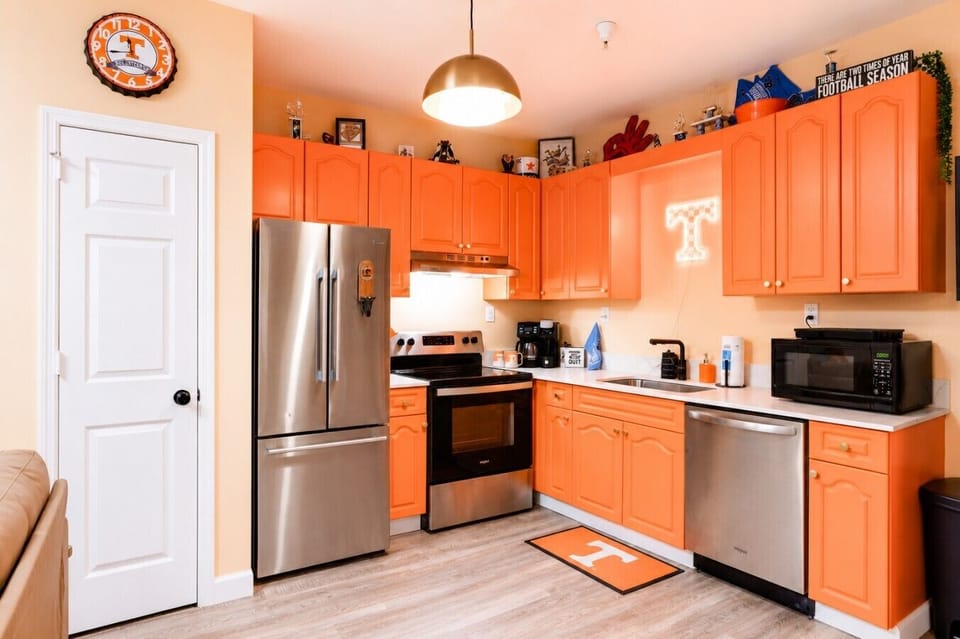 Unit 201 - Kitchen