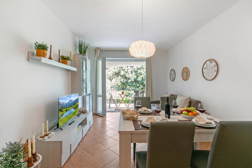 Living and dining room