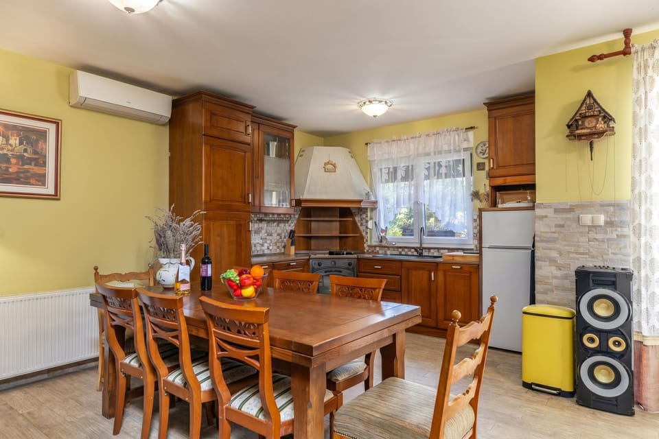 Kitchen and dining area