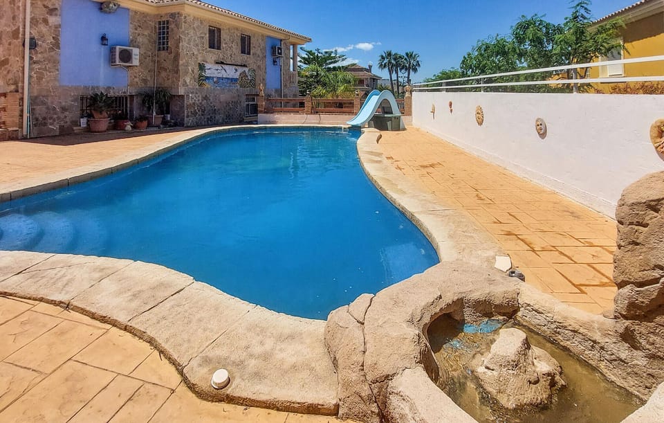 pool