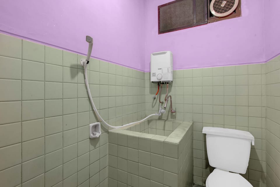 Hotel O near Tawangmangu Wonder Park for Hotel in Indonesia