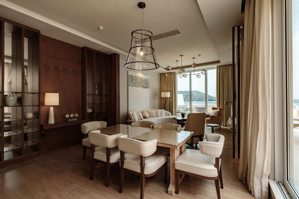 Suite, 3 Bedrooms, Sea View (Sands Tower) | Hypo-allergenic bedding, minibar, in-room safe, desk