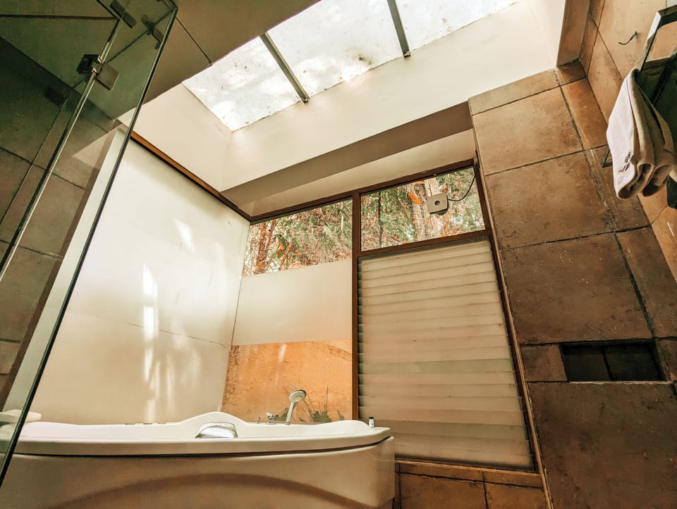Suite | Bathroom | Hair dryer, bidet, towels, toilet paper
