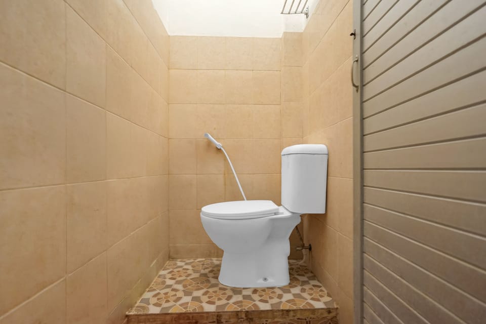 Deluxe Twin Room | Bathroom | Shower