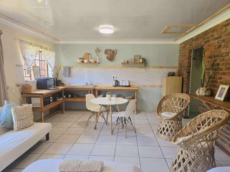 Classic Chalet, Patio, Garden View | Living area