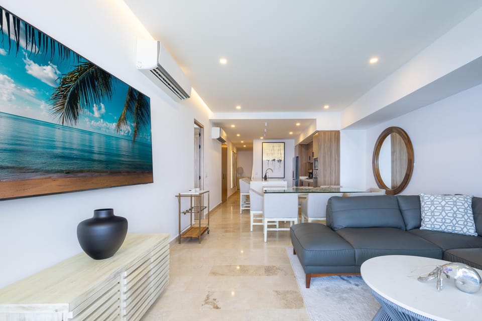 Condo - Image 10