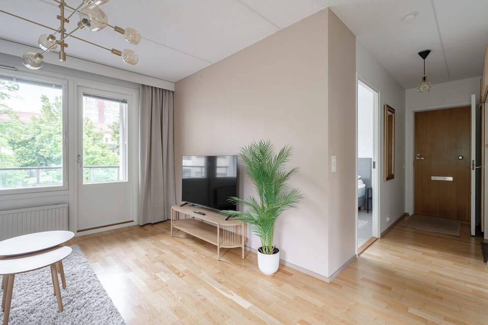 Comfort Apartment, 1 Bedroom, Balcony, Courtyard View | Desk, laptop workspace, blackout drapes, iron/ironing board