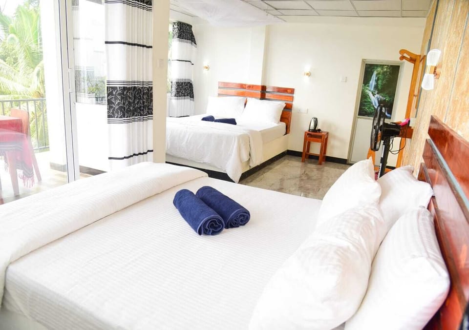 Family Room, Balcony | Desk, laptop workspace, free WiFi