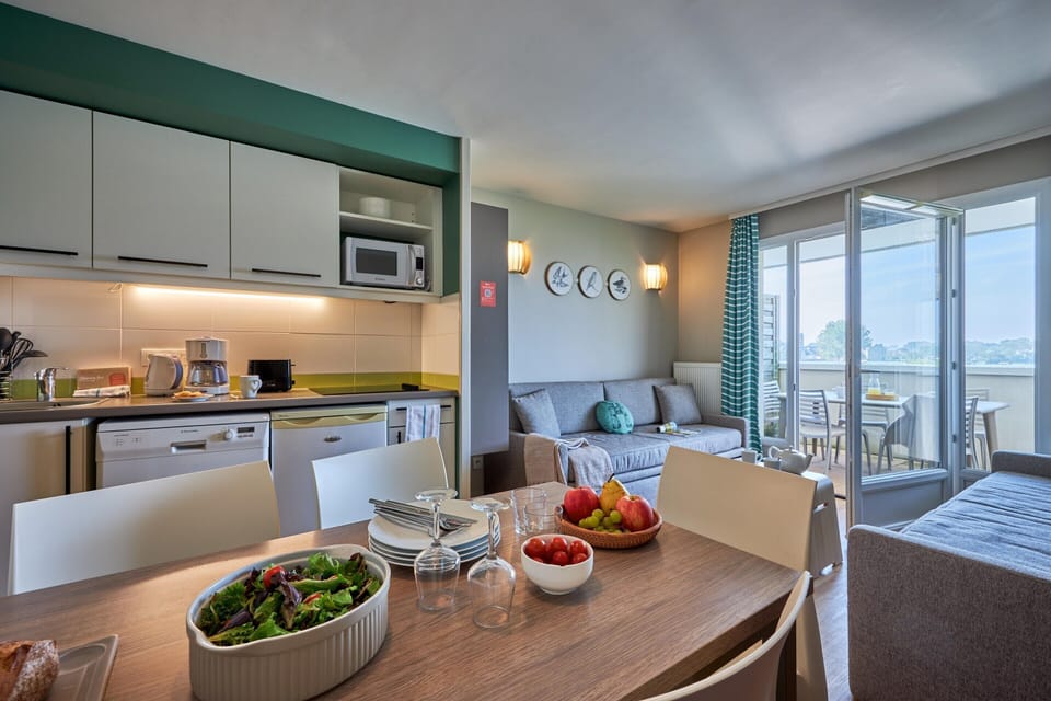 Apartment | Dining