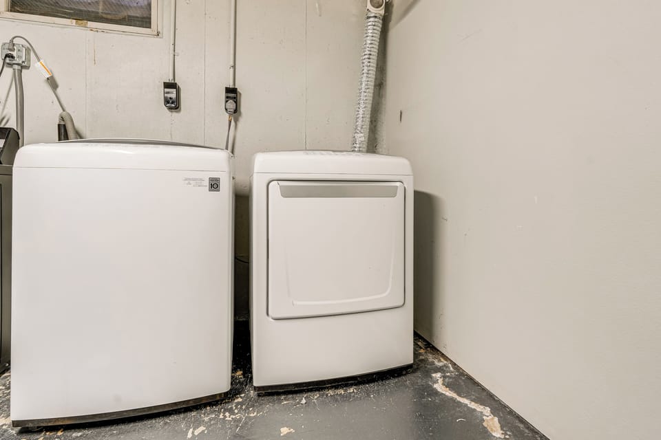 Washer & Dryer | Lower Level
