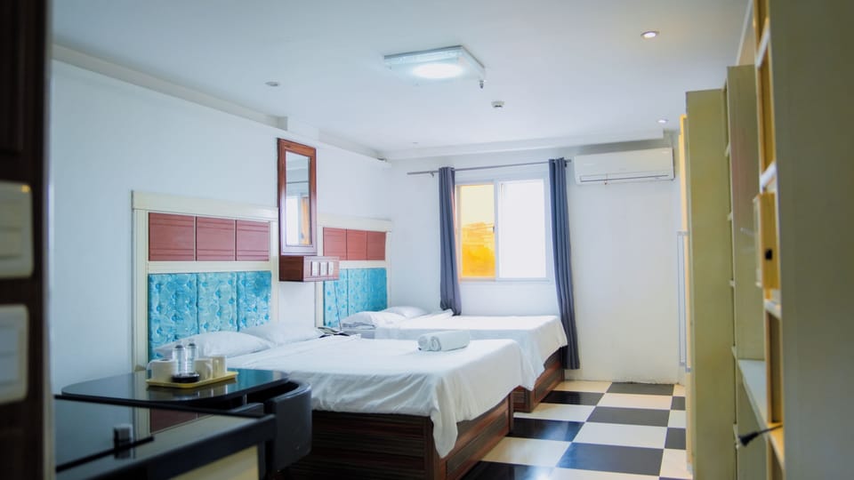 Standard Condo, 1 Twin Bed | Desk, laptop workspace, free WiFi, bed sheets