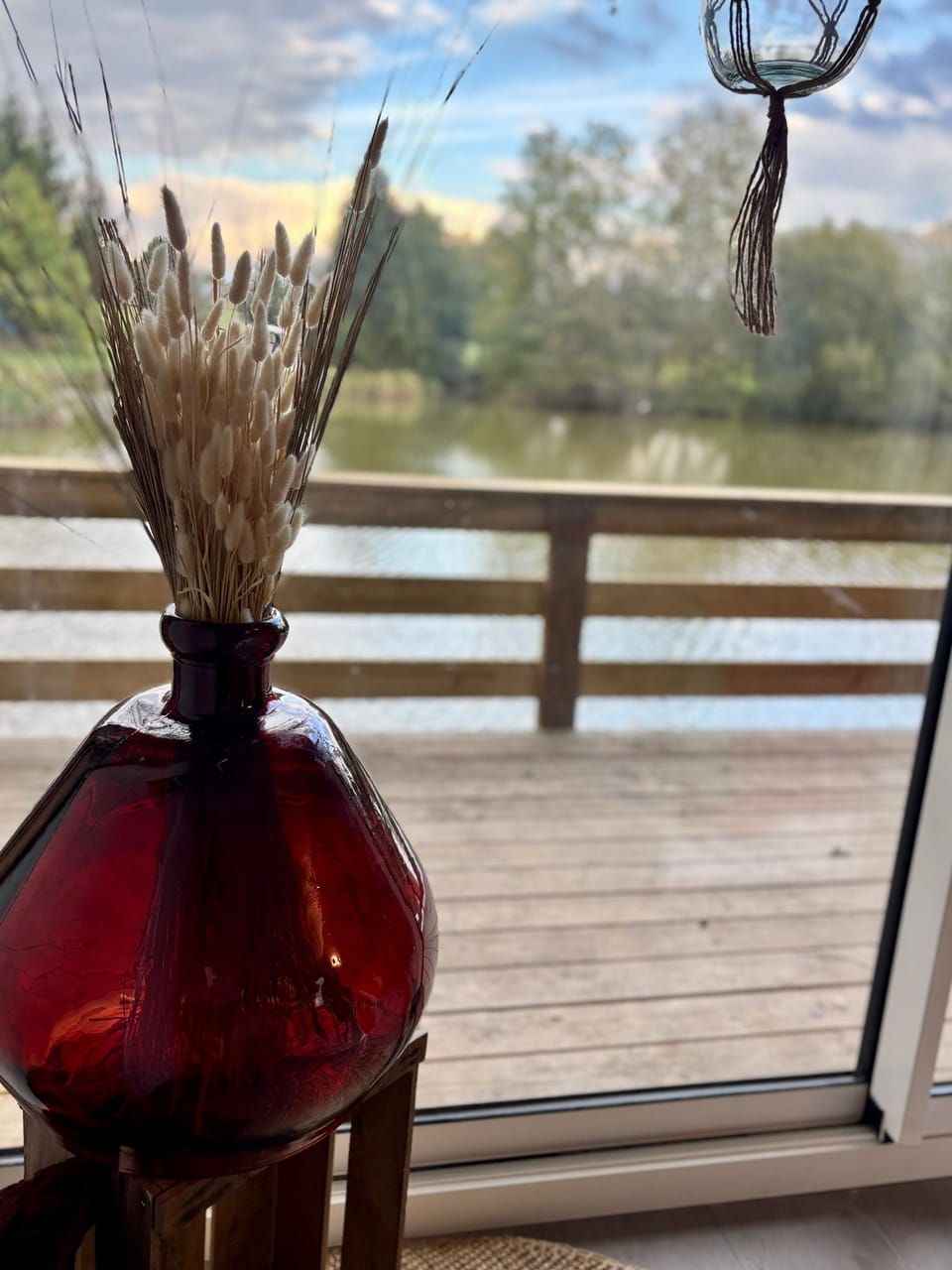 Comfort Cabin, Lake View | Interior detail