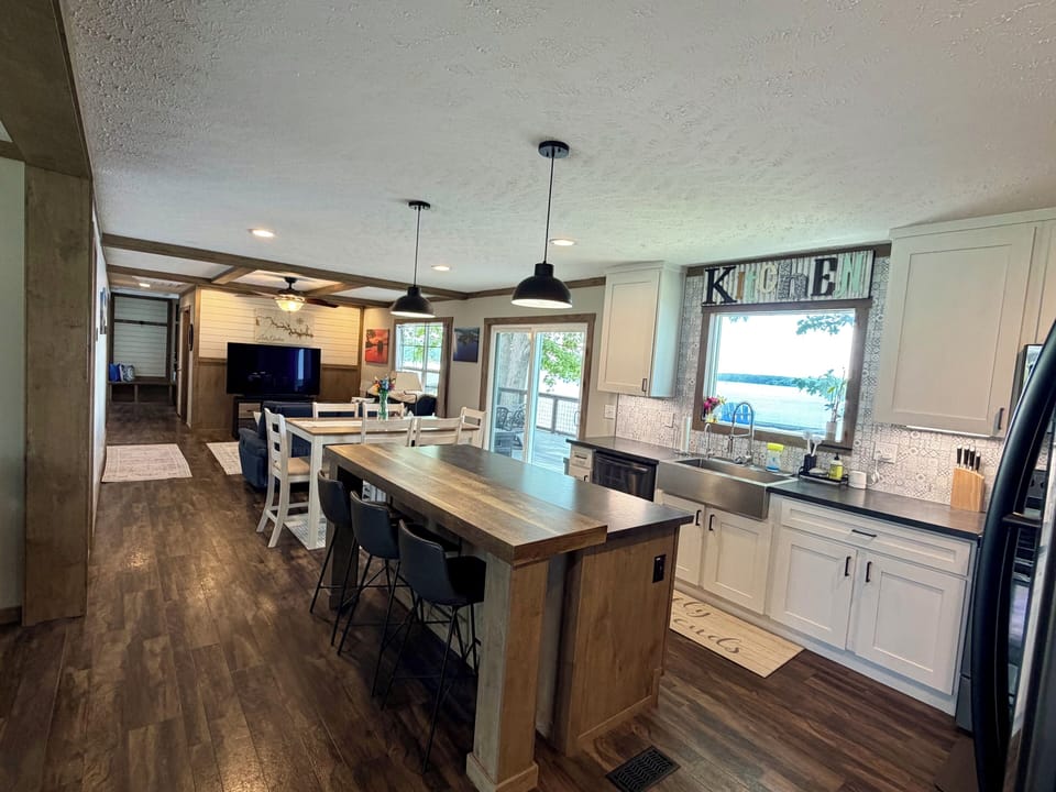 Kitchen area