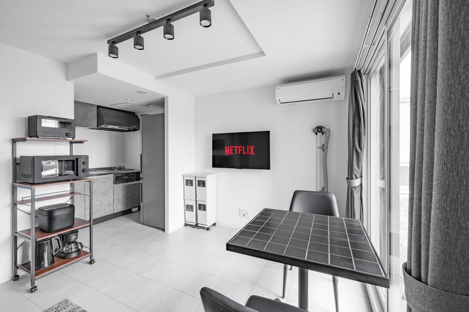 Apartment | Dining
