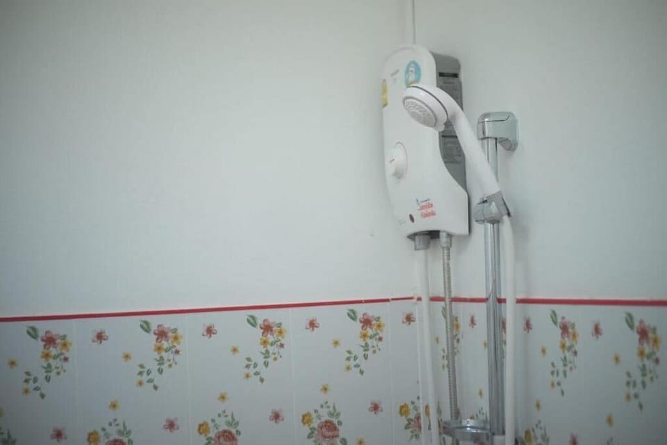 Superior Twin Room, Balcony, Garden View | Miscellaneous
